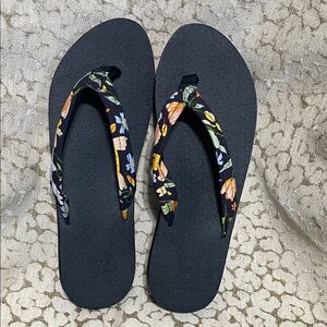Kuailu Floral Black Flip Flops Women Sz 11 New